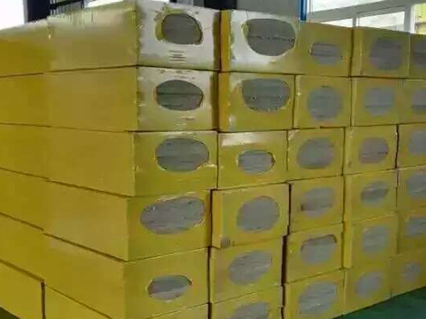 為什么要選擇可靠的巖棉板廠家？